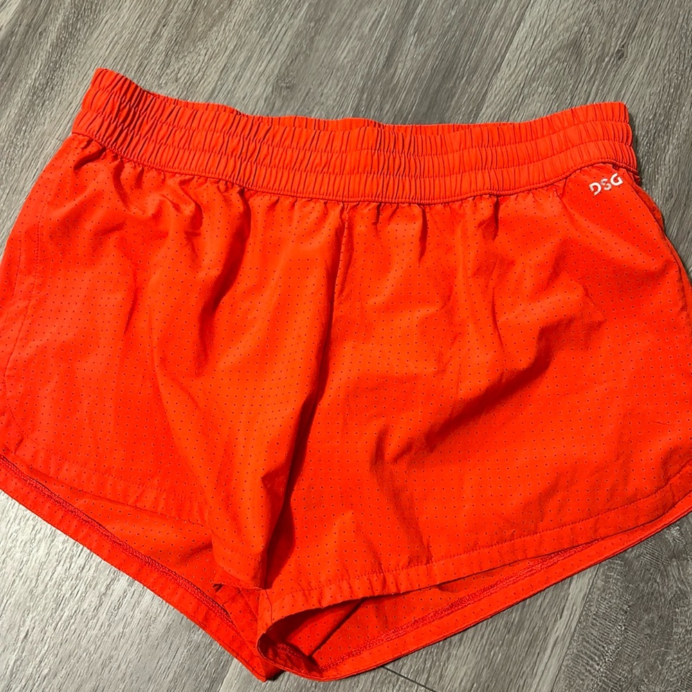 DSG woman active shorts